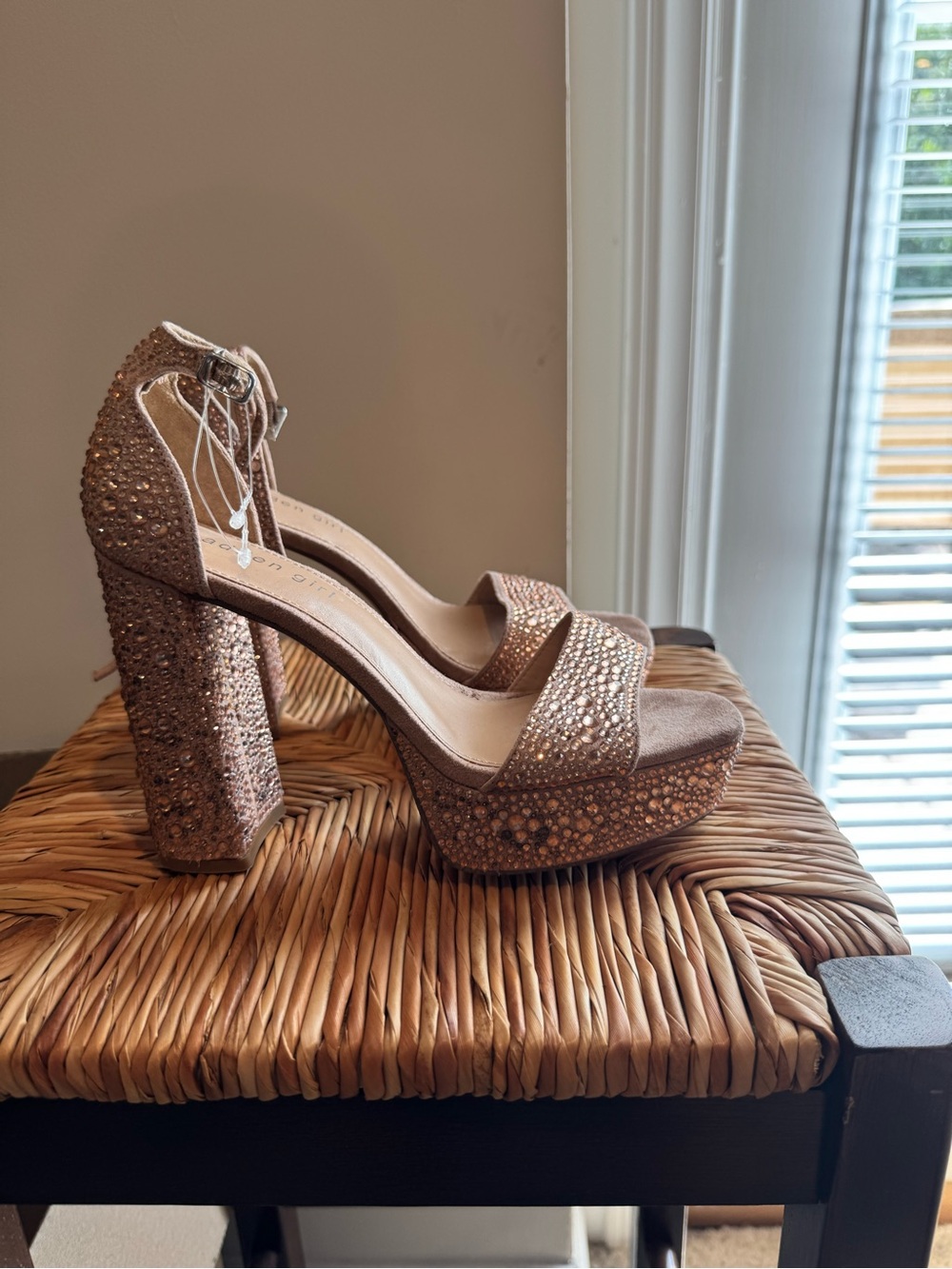 Madden Girl Rose Gold Crystal Platform Block Heels size 8